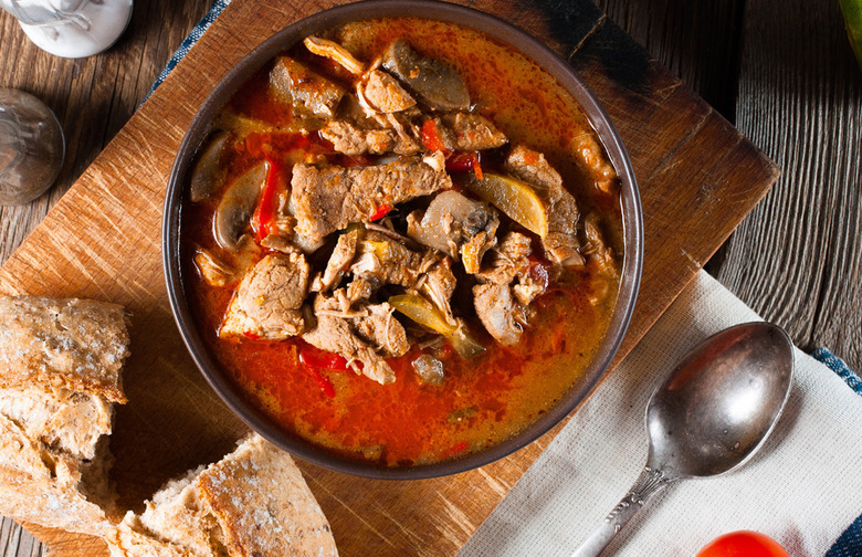 Slow Cooker Beef and Mushroom Stew