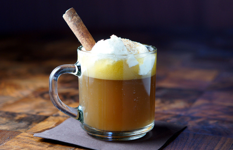 Slow Cooker Chocolate Hot Buttered Rum