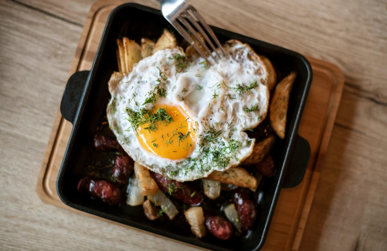 Potato Rösti With Smoked Ham and Eggs