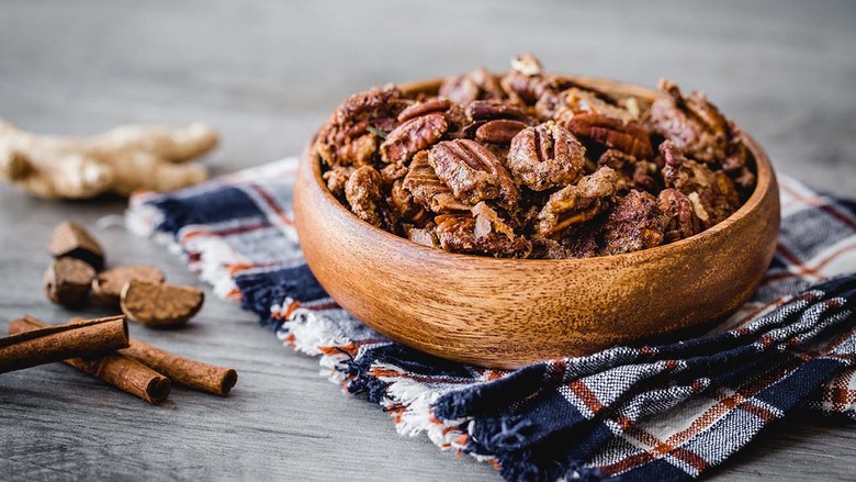 Gingerbread Pecans