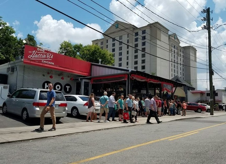 Hattie B's Hot Chicken (Nashville, Tennessee) 