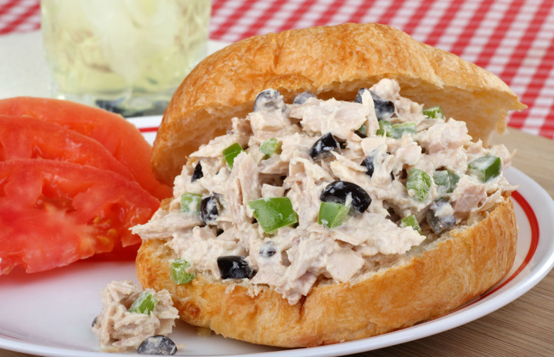 Mediterranean Tuna Salad