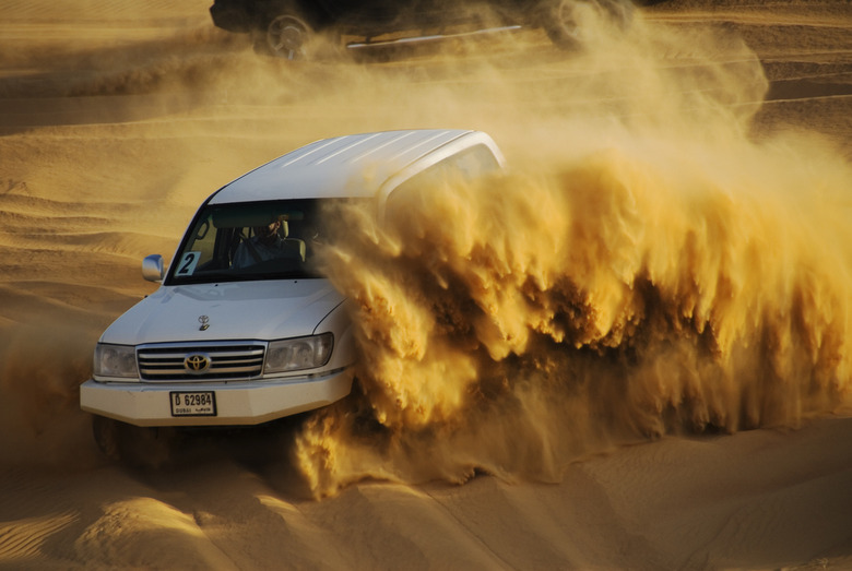 Dune-Bashing in Dubai