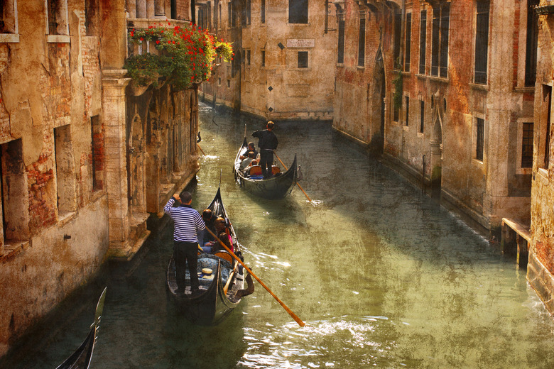 Gondola Rides in Venice