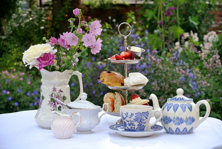 Teatime in England