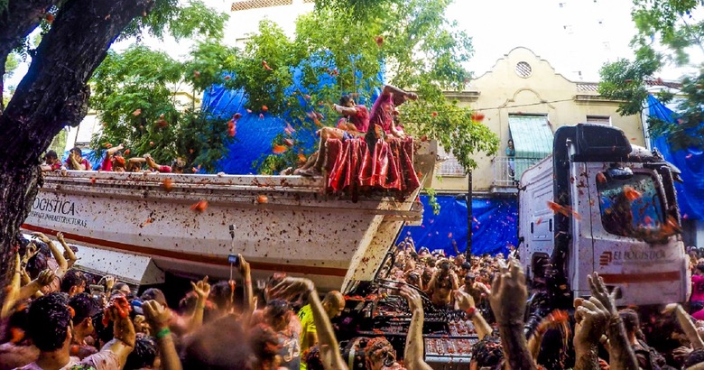 Throwing Tomatoes at La Tomatina