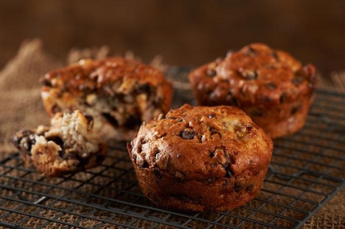  Banana Muffins with Chocolate Chunks