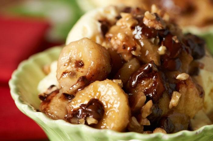 Slow-Cooker Chocolate Bananas Foster