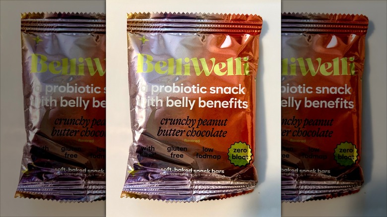 BelliWelli crunchy peanut butter chocolate bar