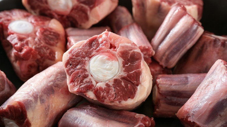 Cuts of oxtail