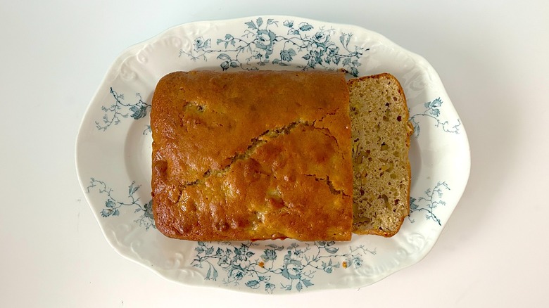 Sunny Anderson's banana bread