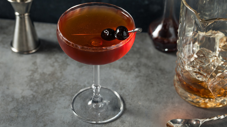 manhattan cocktail