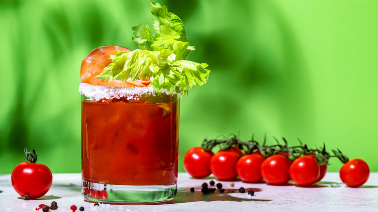 bloody mary cocktail with tomatoes