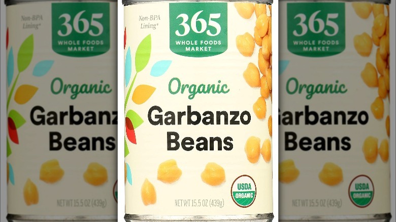 365 Whole Foods chickpea can