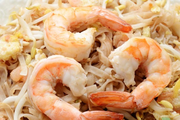 Cindy's Table — Sweet and Spicy Shrimp with Kale Pad Thai