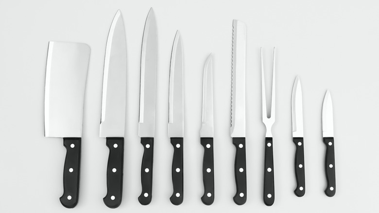 knives lined in a row 