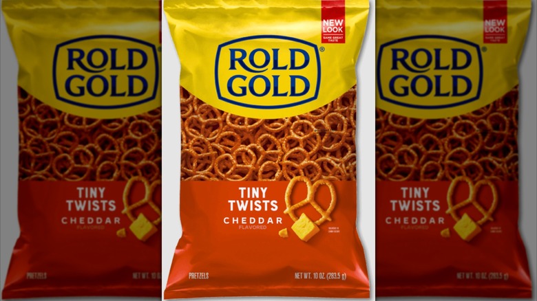 Rold gold tiny twists cheddar