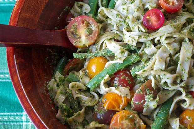 Linguine with Kale Pesto, Tomatoes, and Green Beans