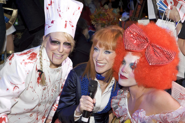 1. Bette Midler's Hulaween 2008