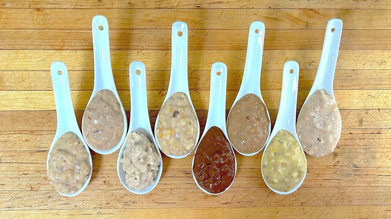 Spoonfuls of assorted flavors of Brekki ready-to-eat oats