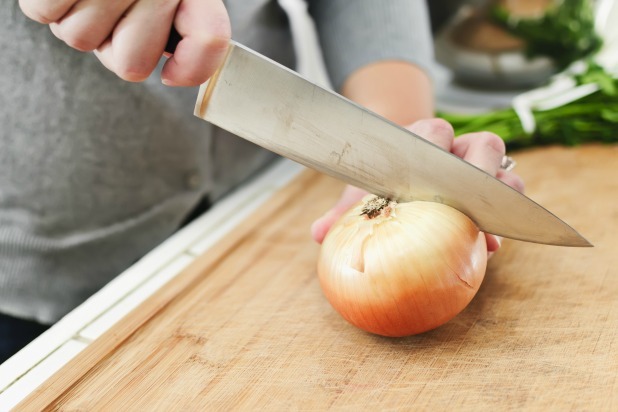 How to Chop an Onion