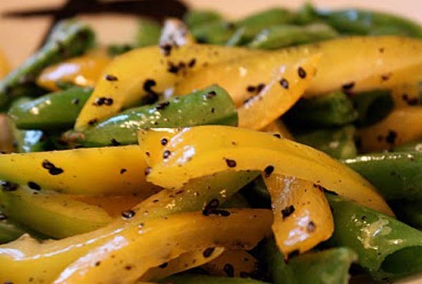 Bell Pepper and Snap Pea Salad