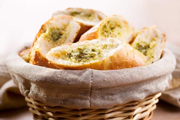 Pesto Garlic Bread Recipe