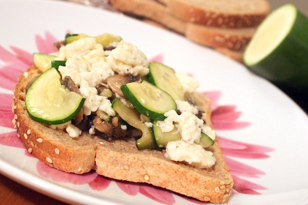 6. Healthy Egg White Scramble Sandwich