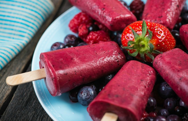 Choosing Healthy Popsicles - Feed Them Wisely