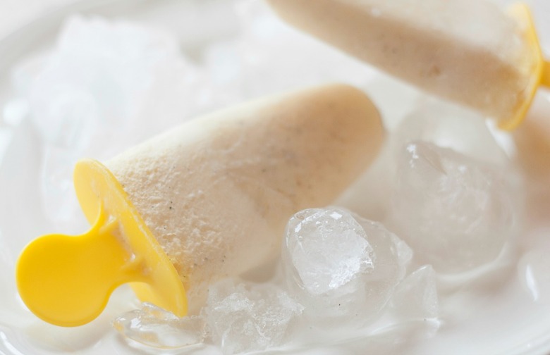 https://www.thedailymeal.com/img/gallery/8-healthy-ice-pops-you-can-feel-good-about-snacking-on/1-applesauce-ice-pops-thinkstock.jpg