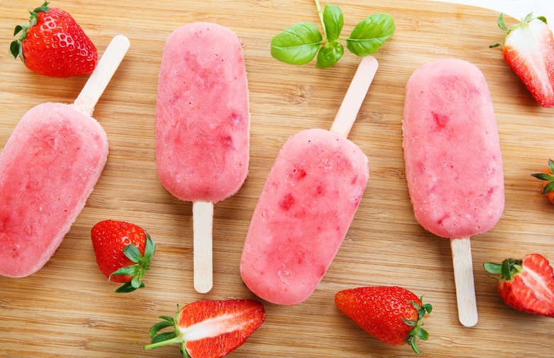 Strawberry Banana Smoothie Ice Pops