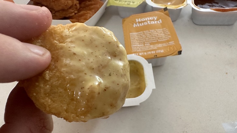 nugget with honey mustard sauce