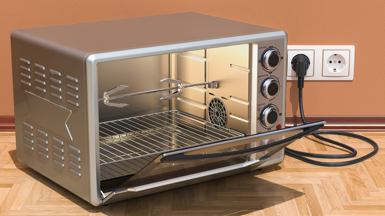 Toaster oven with rotisserie