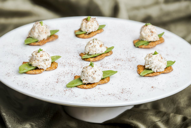 Spiced Crab with  Snow Peas