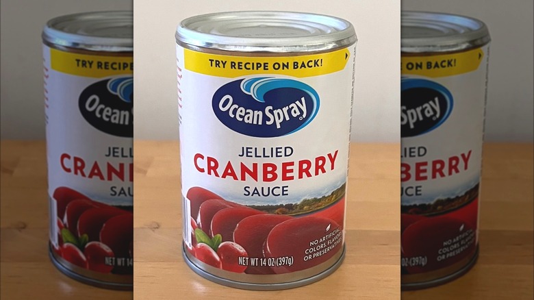 Ocean Spray cranberry sauce can