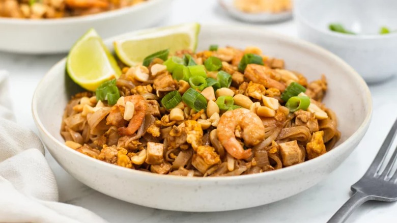 bowl of shrimp pad thai with tofu