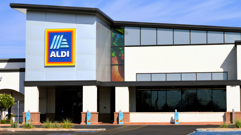 Aldi store exterior