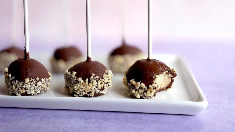 chocolate covered cheesecake pops