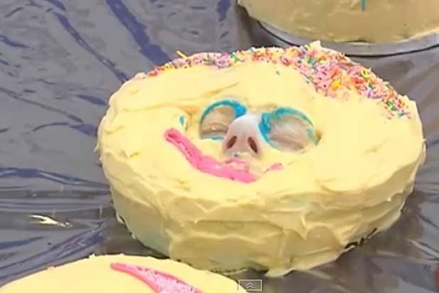 19 Cakes That Are Funnier Than They Should Be