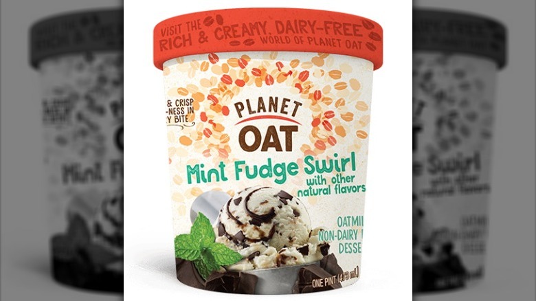 Planet Oat Mint Fudge Swirl ice cream