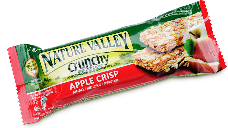 Nature Valley apple crisp bar