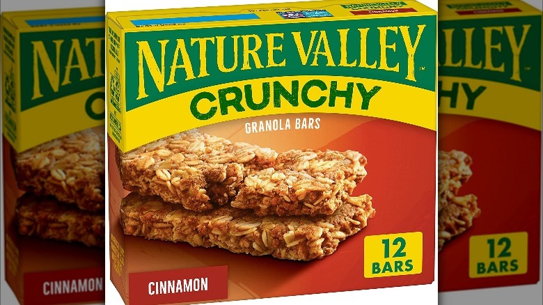 Nature Valley cinnamon bars box