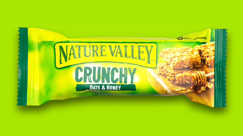 Nature Valley oats & honey bar