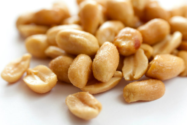 5.  If You Eat Peanuts, Your Baby Will Be Allergic to Them  