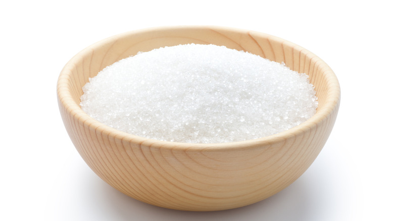 Fine sugar in a bowl