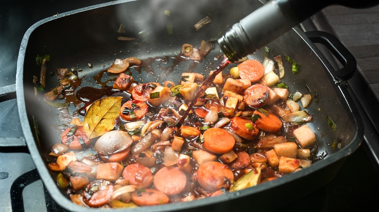 Deglazing pan with wine