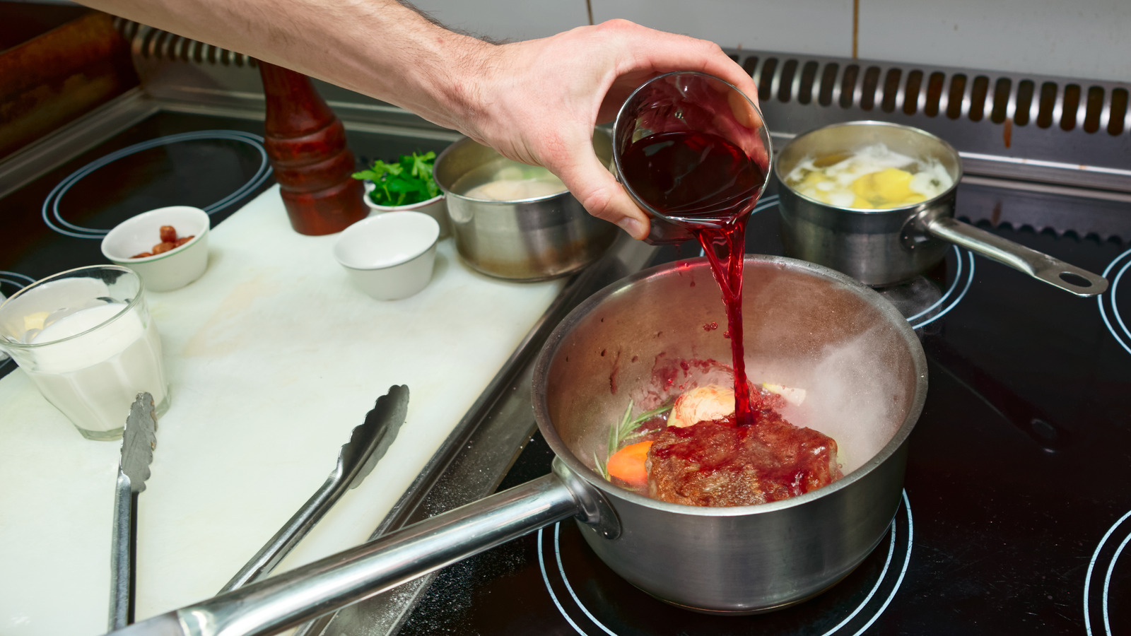 A Chef's 20 Best Tips For Cooking With Alcohol