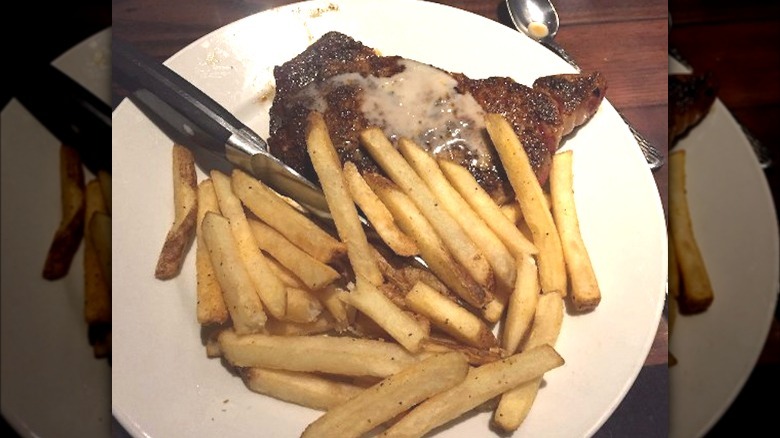 longhorn steakhouse fries and steak