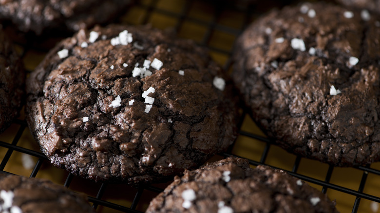 Chocolate cookies with sea salt