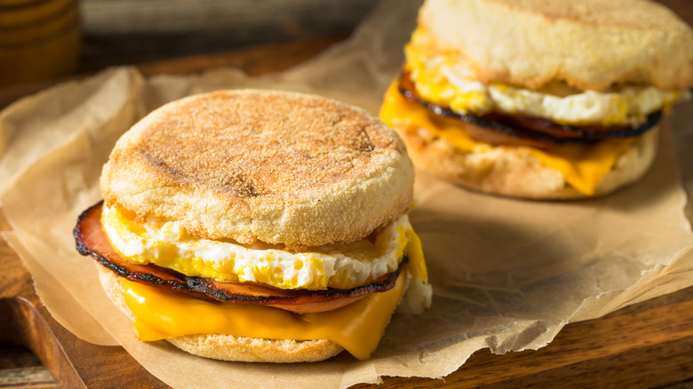 english muffin breakfast sandwich